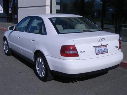 Audi A4 2001 photo 1