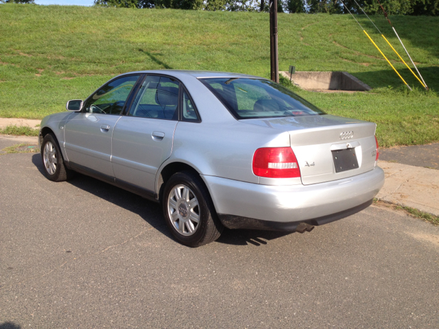 Audi A4 2001 photo 3