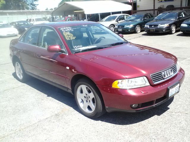 Audi A4 2001 photo 1