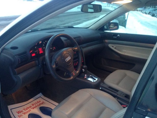 Audi A4 2001 photo 4