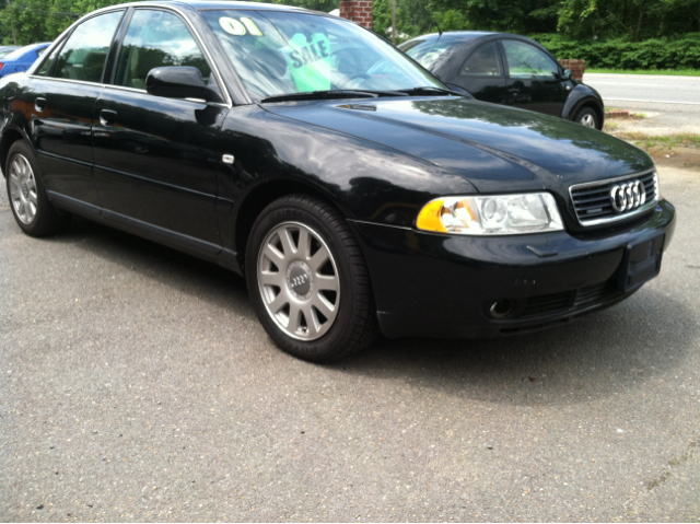 Audi A4 Convenience Sedan