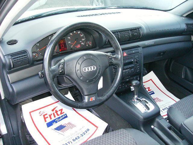 Audi A4 2001 photo 5