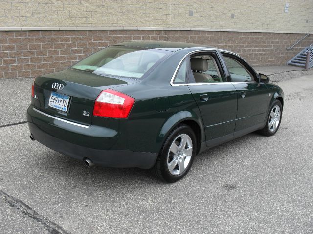 Audi A4 2002 photo 3