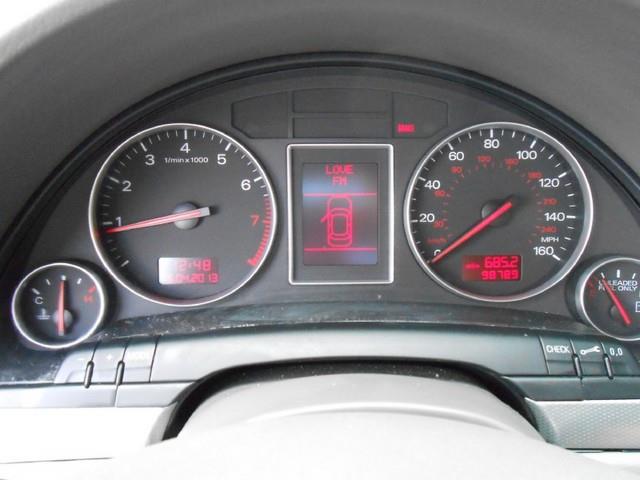 Audi A4 2002 photo 30
