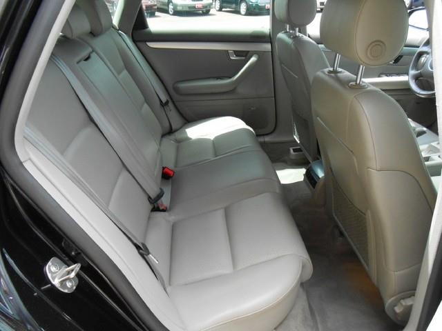 Audi A4 2002 photo 38