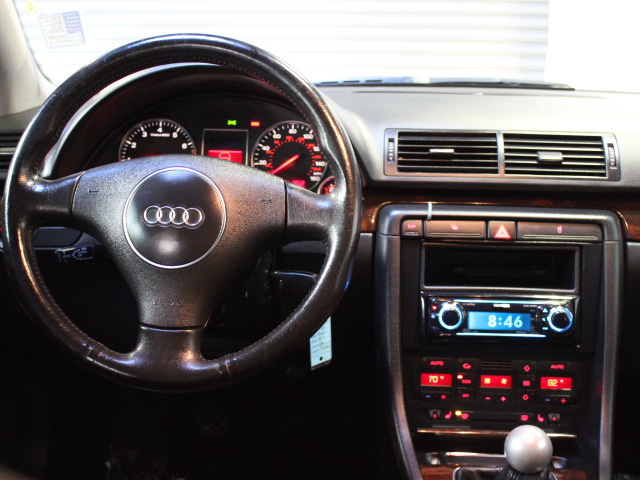 Audi A4 2002 photo 1