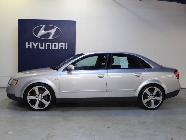 Audi A4 2002 photo 3