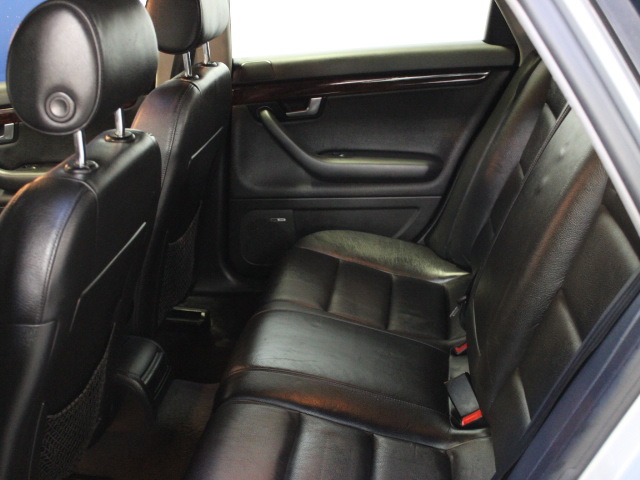 Audi A4 2002 photo 5