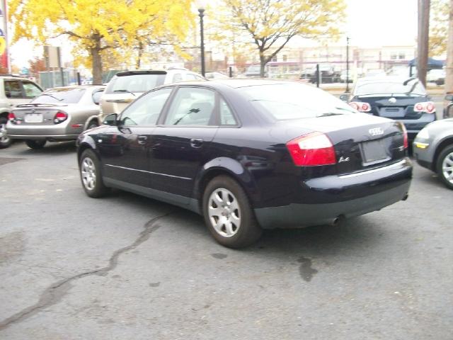 Audi A4 2002 photo 2