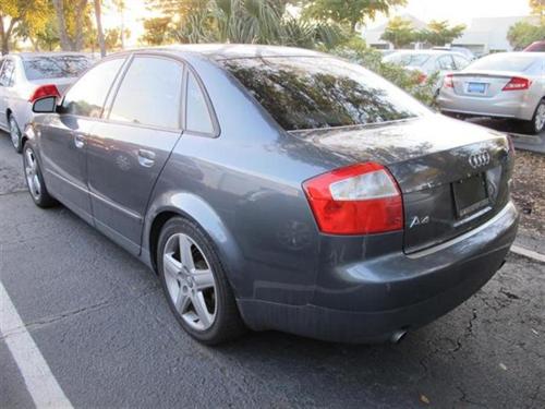 Audi A4 2002 photo 2