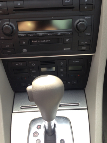 Audi A4 2002 photo 4