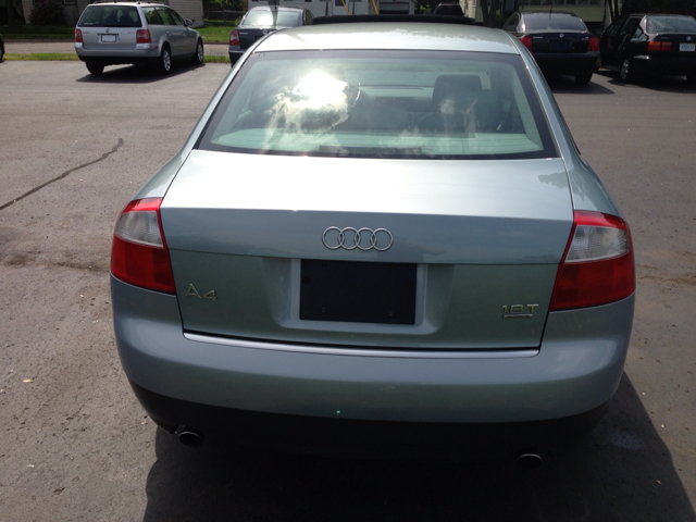 Audi A4 2002 photo 6