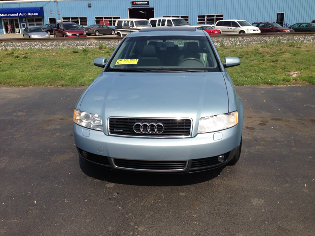 Audi A4 2002 photo 9