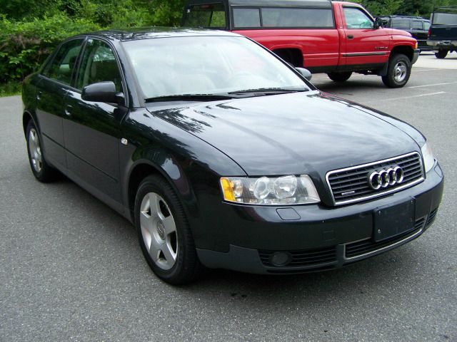 Audi A4 2002 photo 1