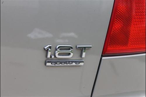 Audi A4 2002 photo 4