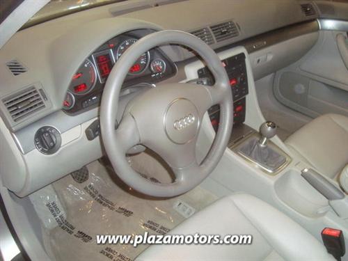 Audi A4 2002 photo 2