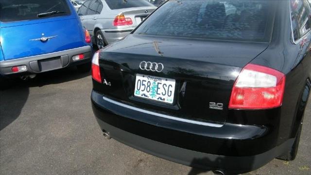 Audi A4 2002 photo 2