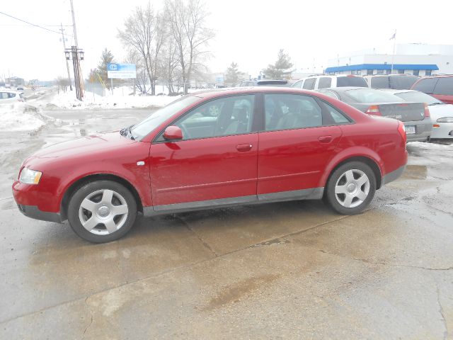 Audi A4 2002 photo 2