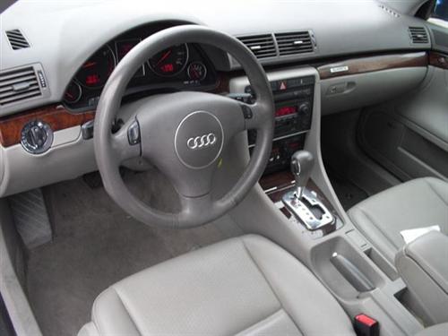 Audi A4 2002 photo 2