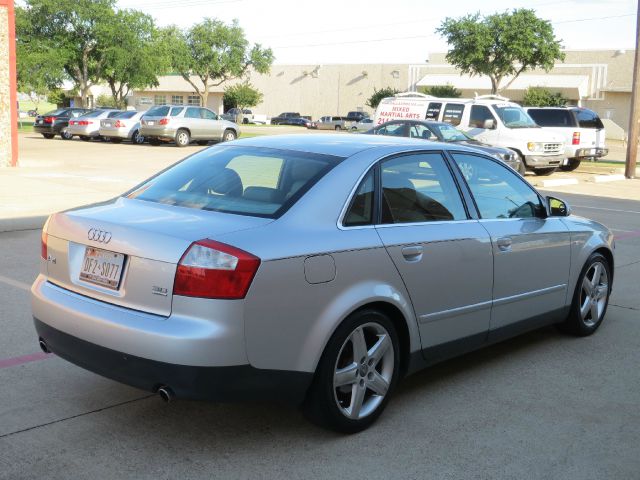 Audi A4 2002 photo 1