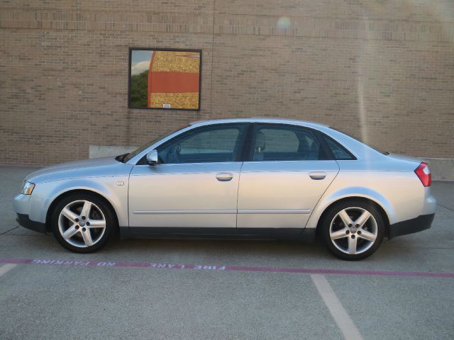 Audi A4 2002 photo 3