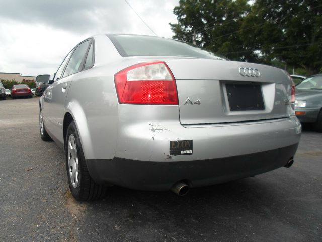 Audi A4 2002 photo 1