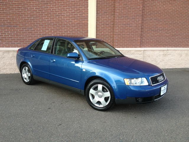 Audi A4 2003 photo 4