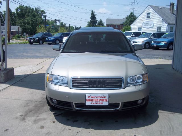 Audi A4 2003 photo 13