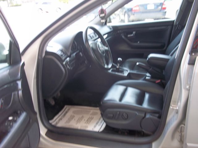 Audi A4 2003 photo 7
