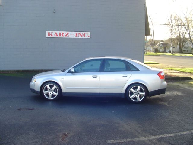 Audi A4 2003 photo 3
