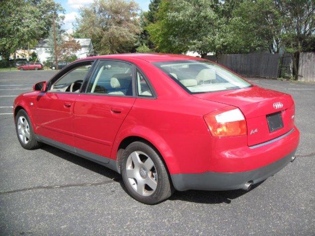 Audi A4 2003 photo 4