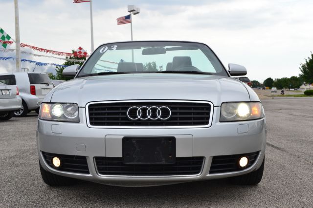 Audi A4 2003 photo 4