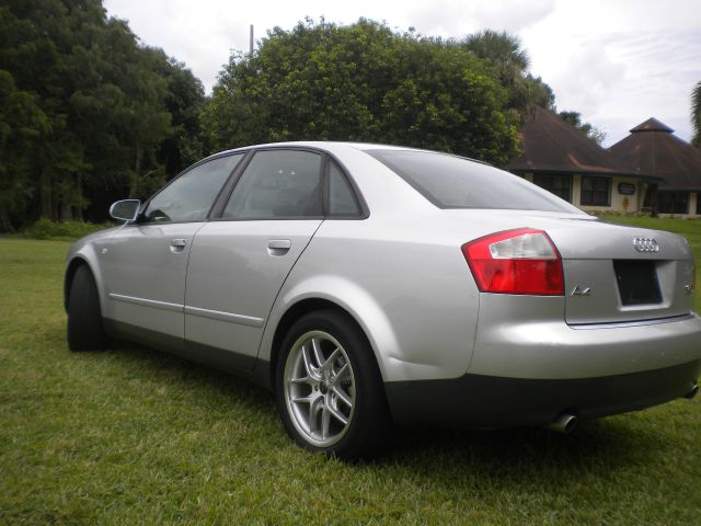 Audi A4 2003 photo 3
