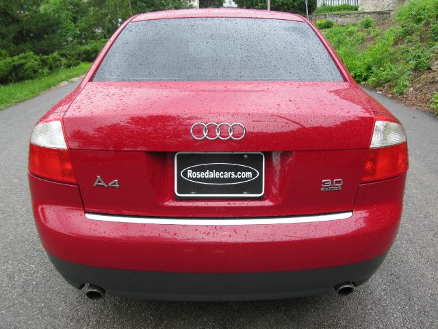 Audi A4 2003 photo 1