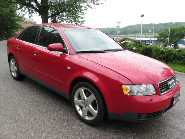 Audi A4 2003 photo 4