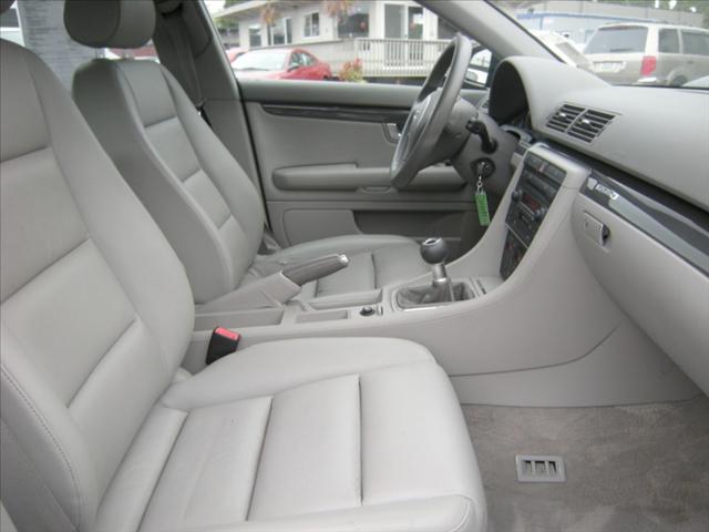 Audi A4 2003 photo 1