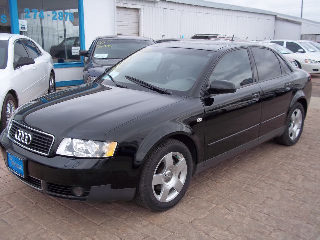 Audi A4 2003 photo 1
