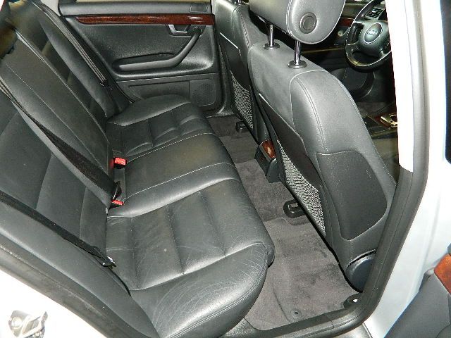 Audi A4 2003 photo 6
