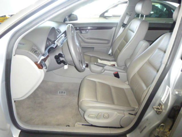 Audi A4 CREW CAB 4X4 Lswow 1495 Sedan