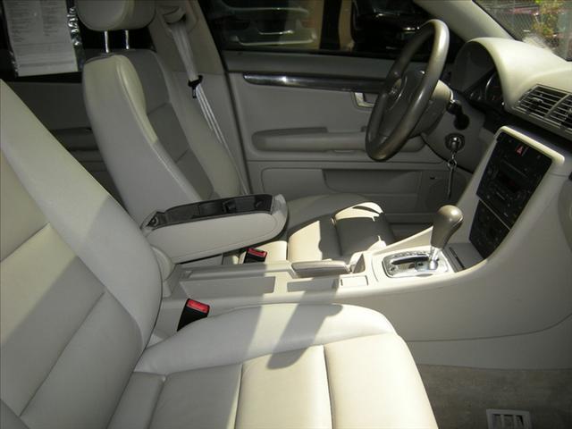 Audi A4 2003 photo 1