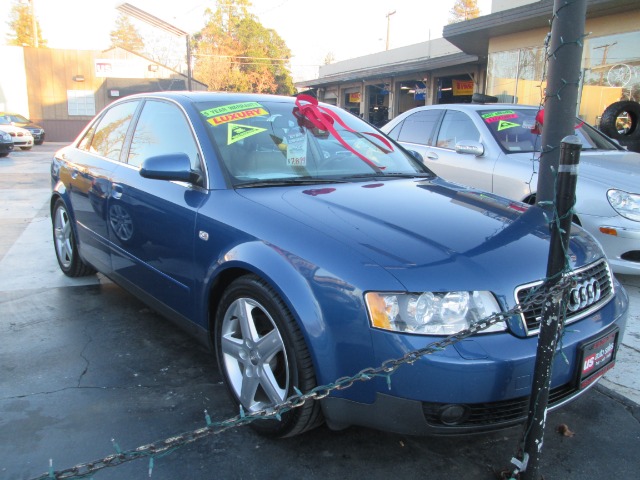 Audi A4 2003 photo 1