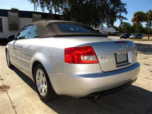 Audi A4 2003 photo 2