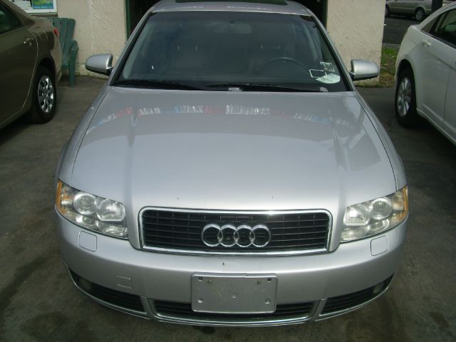 Audi A4 2003 photo 1