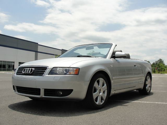 Audi A4 2003 photo 1
