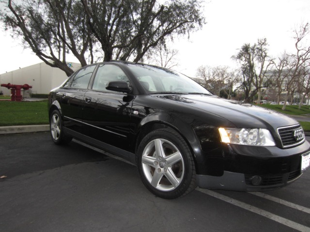 Audi A4 2003 photo 3