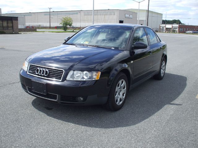 Audi A4 2003 photo 4