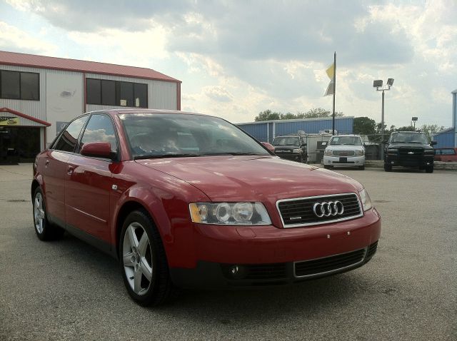 Audi A4 2003 photo 4