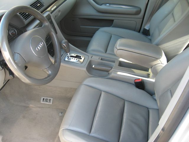 Audi A4 2003 photo 5