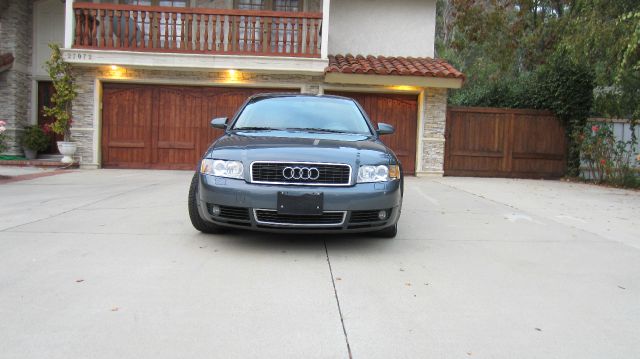 Audi A4 EXT CAB Sedan
