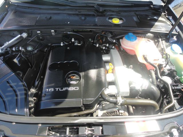 Audi A4 2004 photo 4